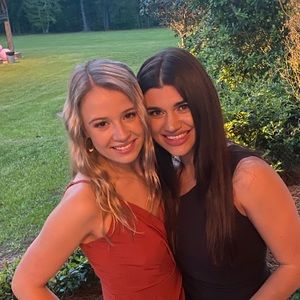 Meet your Posher, Olivia